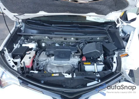 2018 Toyota Rav4 Xle z USA, uszkodzony, nr VIN JTMRFREV4JD247742